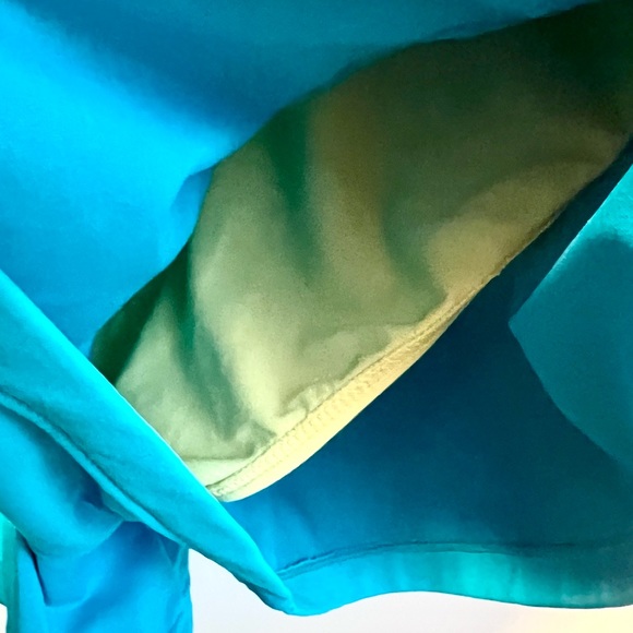 Athleta Running Shorts LINER Drawstring & Elastic size Large - Picture 4 of 10